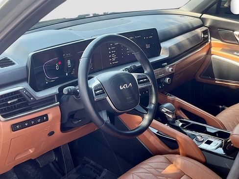 Used 2025 Kia Telluride EX X-Line AWD/4WD image 9