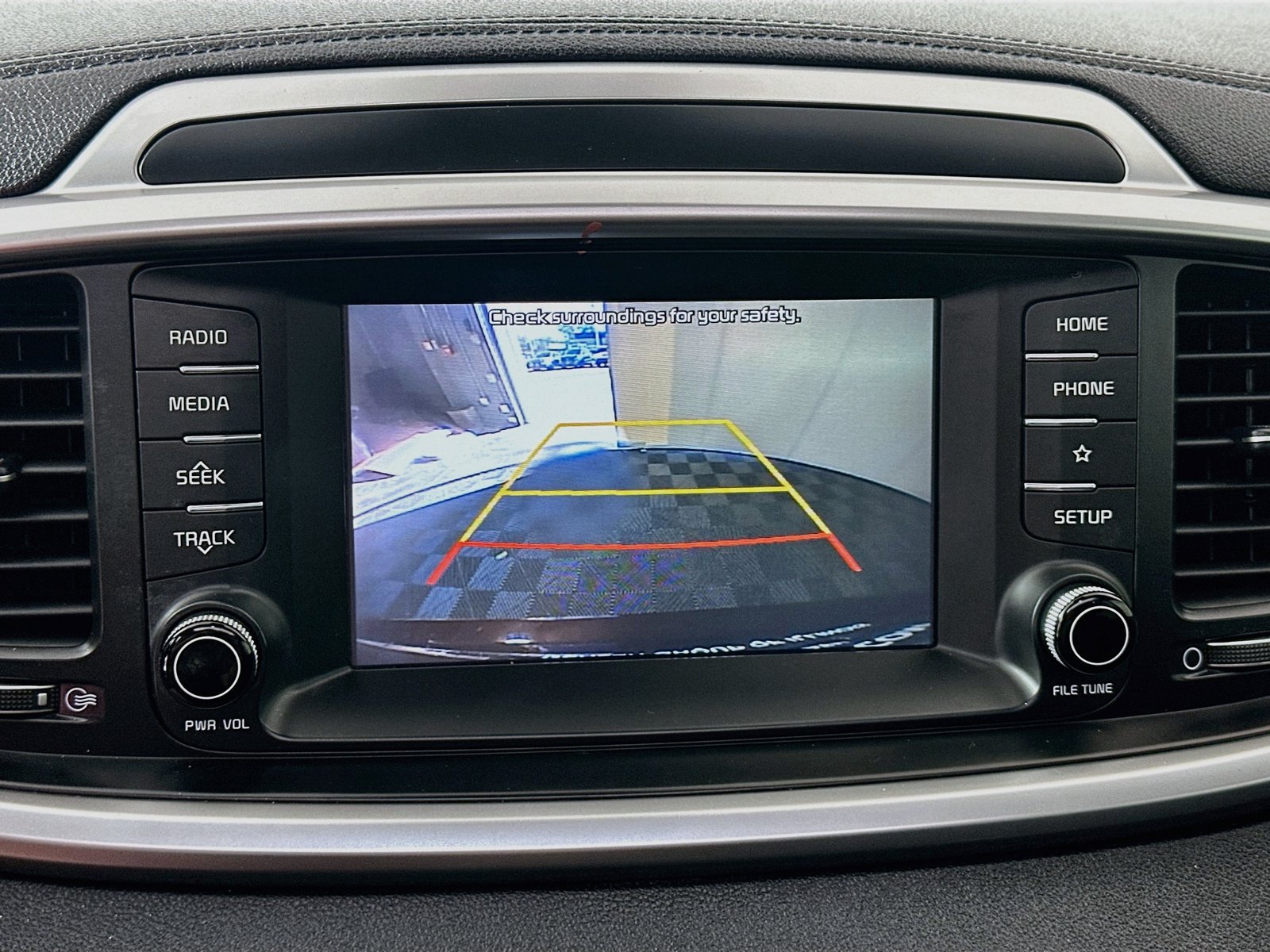 Used 2019 Kia Sorento EX FWD image 13
