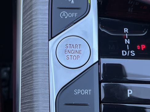 New 2026 BMW 330i Sedan w/ Premium Package image 11