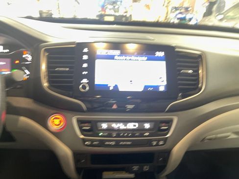 Used 2023 Honda Ridgeline RTL-E image 18