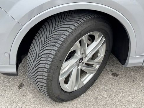 Used 2021 Audi Q7 3.0T Premium Plus image 34