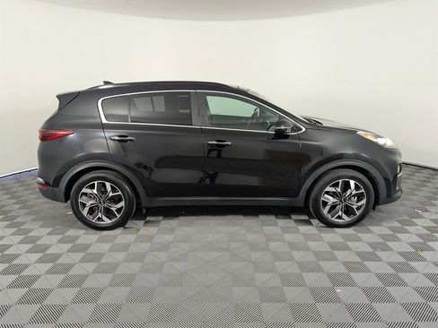 Used 2022 Kia Sportage EX image 5