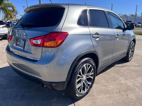 Used 2016 Mitsubishi Outlander Sport ES image 3
