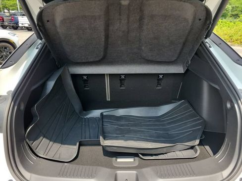 Used 2025 Buick Envista Avenir FWD image 6