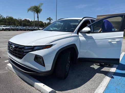 Certified 2024 Hyundai Tucson SEL w/ Convenience Package FWD image 1