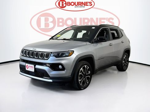 Used 2023 Jeep Compass Limited AWD/4WD image 5