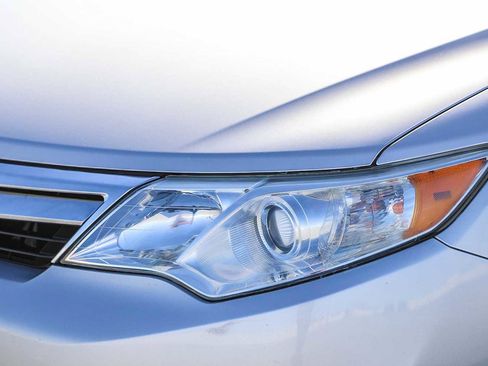 Used 2014 Toyota Camry LE image 8