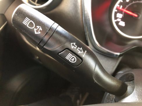 Certified 2025 Chevrolet Blazer LT w/ Convenience Package image 31