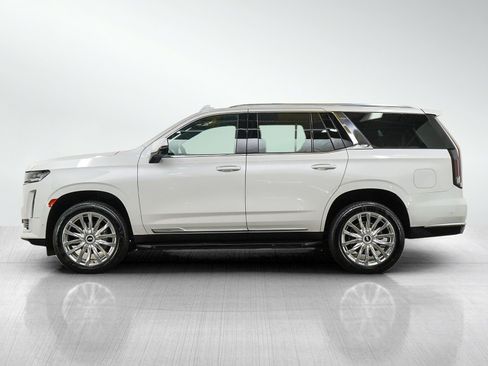 Used 2021 Cadillac Escalade Premium Luxury w/ LPO, Illumination Package AWD/4WD image 2