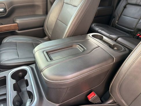 Used 2020 Chevrolet Silverado 3500 High Country image 39