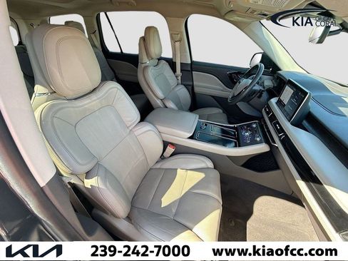 Used 2023 Lincoln Aviator Reserve w/ Equipment Group 201A image 16