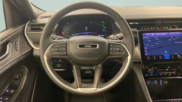 Used 2024 Jeep Grand Cherokee Limited 4xe AWD/4WD image 24