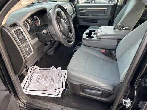 Used 2020 RAM 1500 Classic SLT image 13