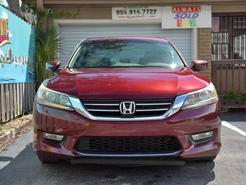 Used 2013 Honda Accord Sport image 2