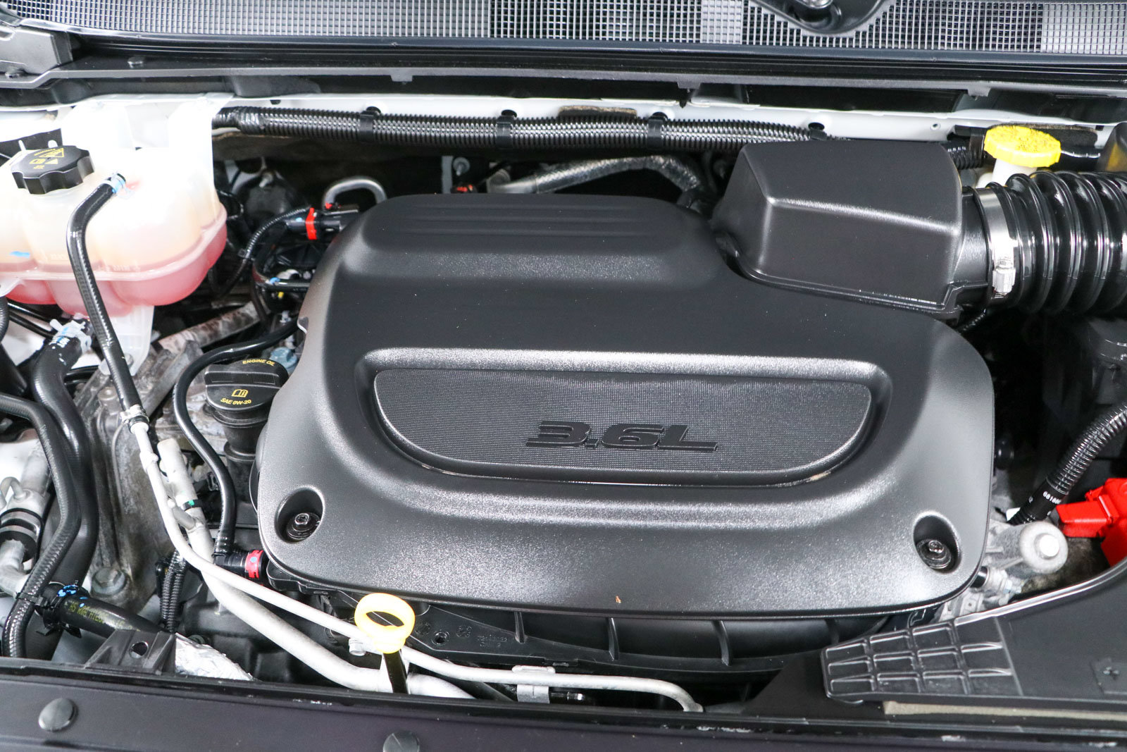 Used 2024 Chrysler Pacifica Touring-L FWD image 30