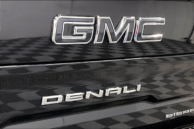 Used 2024 GMC Sierra 1500 Denali Ultimate AWD/4WD image 9
