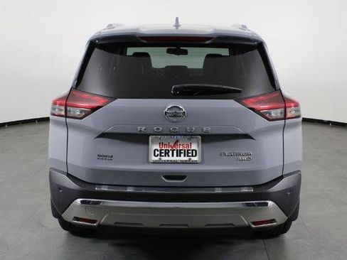 Certified 2021 Nissan Rogue Platinum AWD/4WD image 11