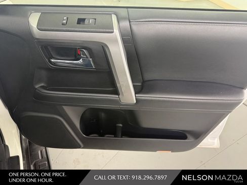 Used 2021 Toyota 4Runner SR5 Premium w/ Moonroof Package AWD/4WD image 43