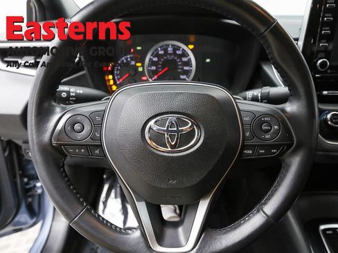Used 2021 Toyota Corolla SE w/ SE Premium Package FWD image 10