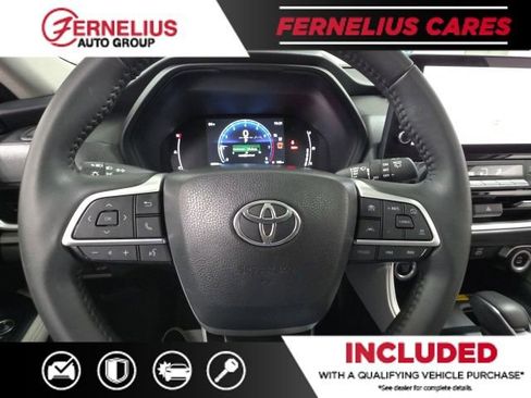 Used 2024 Toyota Grand Highlander XLE image 28