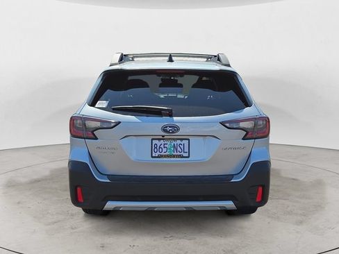 Used 2022 Subaru Outback Limited AWD/4WD image 6