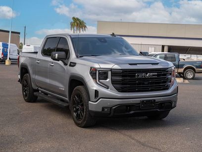 Used 2025 GMC Sierra 1500 Elevation w/ Elevation Premium Package
