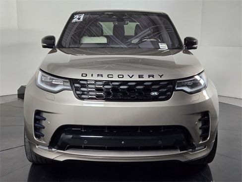Used 2021 Land Rover Discovery S R-Dynamic image 8