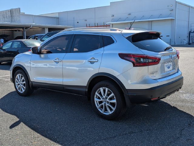 Used 2021 Nissan Rogue Sport SV FWD image 5
