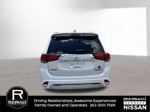 Used 2019 Mitsubishi Outlander SEL AWD/4WD image 6