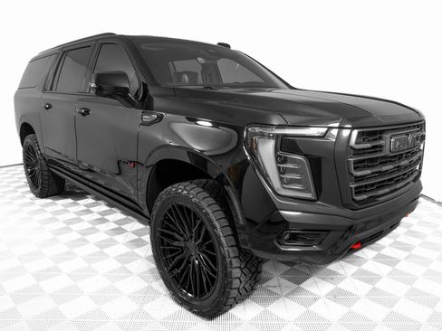 Used 2026 GMC Yukon XL AT4 Ultimate image 4