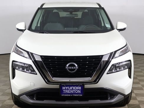 Used 2022 Nissan Rogue SV AWD/4WD image 9