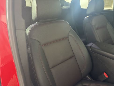 Used 2023 Chevrolet Blazer RS w/ Enhanced Convenience Package image 30