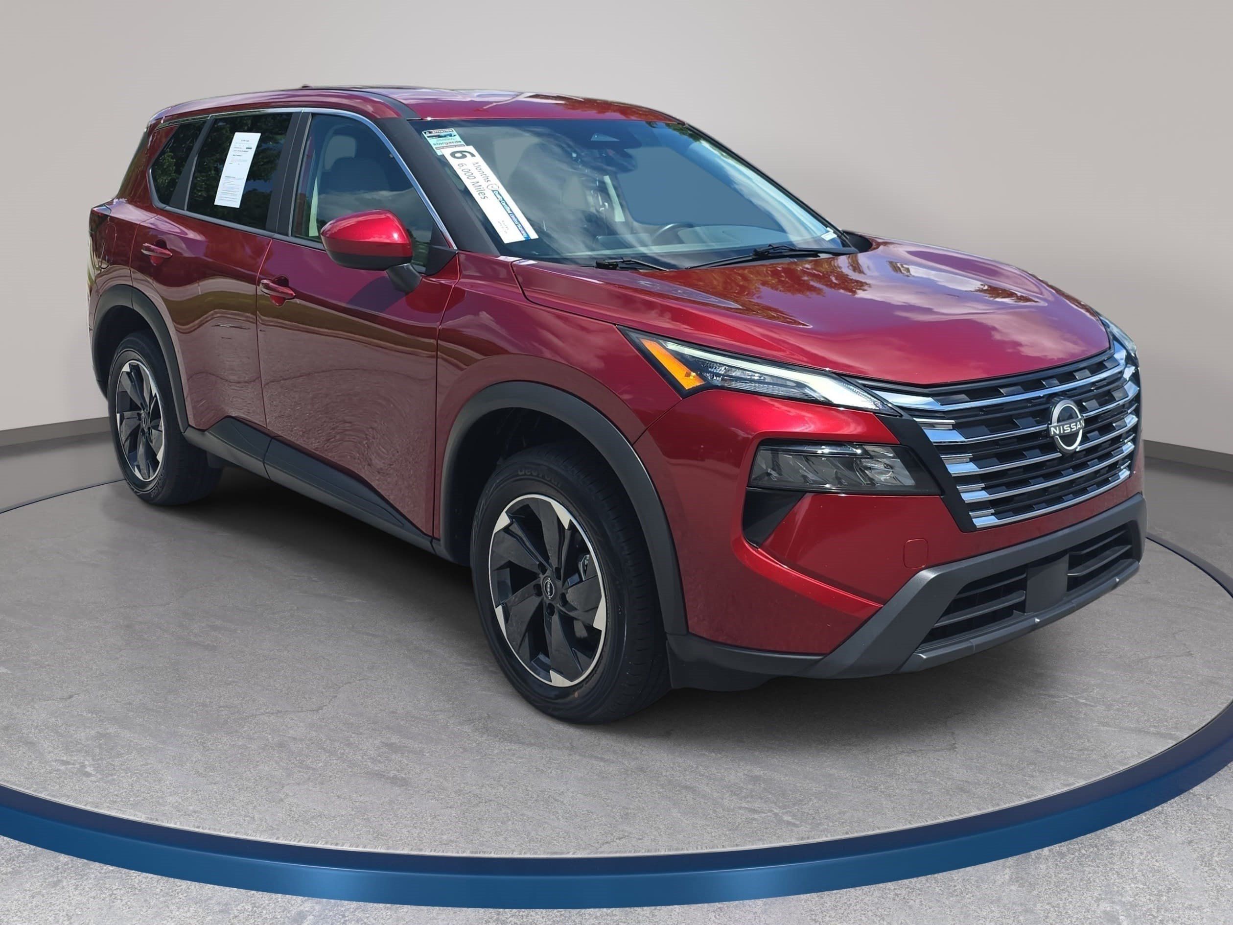 Used 2025 Nissan Rogue SV AWD/4WD image 3