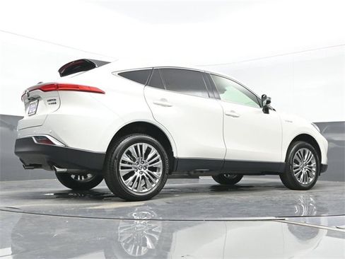 Used 2021 Toyota Venza Limited w/ Advanced Technology Package image 27