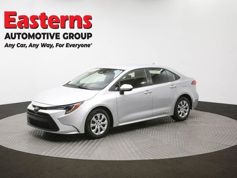 Used 2023 Toyota Corolla LE image 55