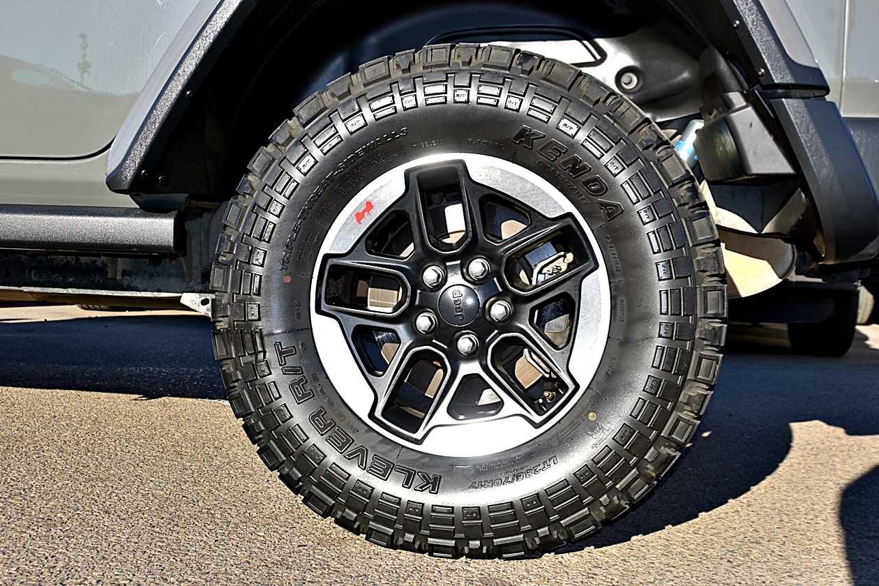 Used 2020 Jeep Wrangler Unlimited Rubicon AWD/4WD image 10