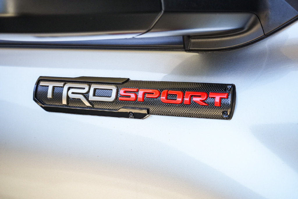 Used 2025 Toyota Tacoma TRD Sport AWD/4WD image 10