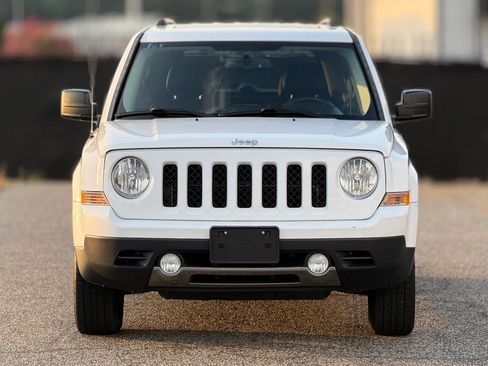 Used 2016 Jeep Patriot High Altitude AWD/4WD image 5