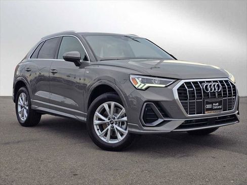 New 2025 Audi Q3 2.0T Premium image 1