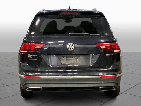 Used 2020 Volkswagen Tiguan SEL image 4