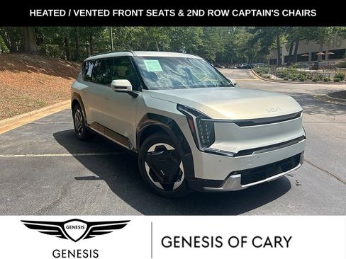 Used 2024 Kia EV9 Land AWD/4WD image 1
