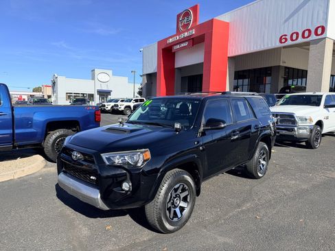 Used 2014 Toyota 4Runner Trail Premium image 28