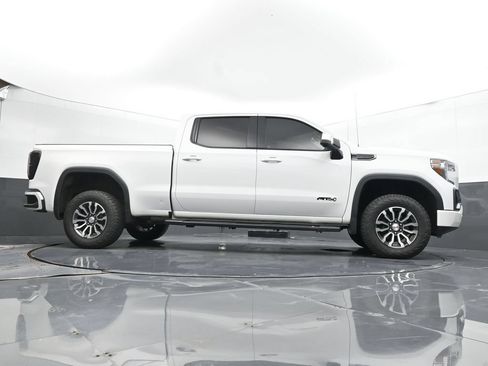 Used 2019 GMC Sierra 1500 AT4 w/ Off Road Performance Package AWD/4WD image 23