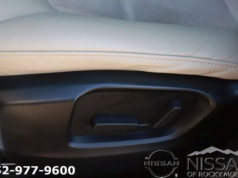 Used 2019 MAZDA CX-5 Touring image 17