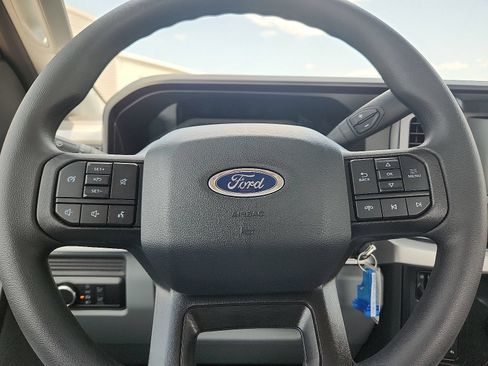 New 2026 Ford F250 XL AWD/4WD image 19