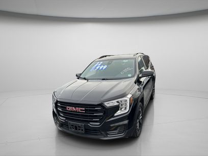 Used 2022 GMC Terrain SLE w/ Driver Convenience Package