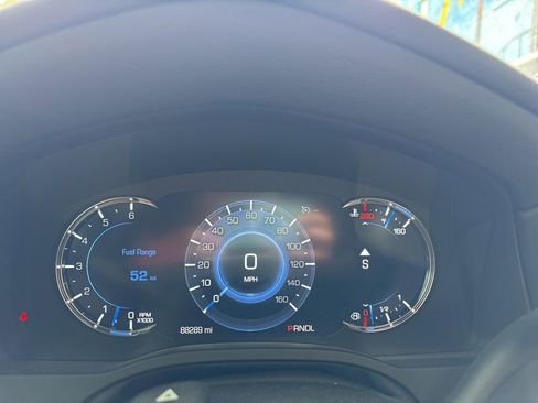 Used 2020 Cadillac Escalade Luxury AWD/4WD image 18