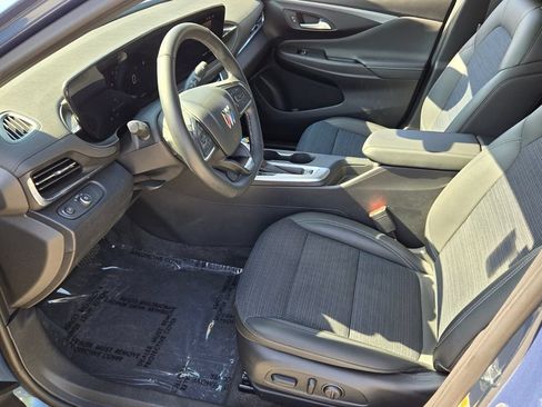 Used 2025 Buick Envista Preferred w/ Convenience I Package FWD image 10