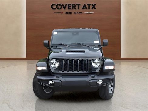 New 2025 Jeep Gladiator Sport image 8