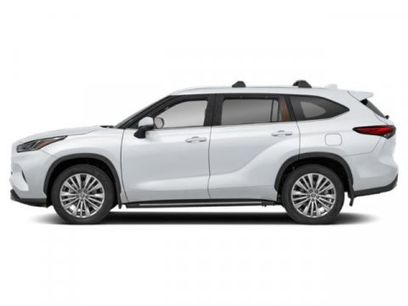 New 2024 Toyota Highlander Platinum